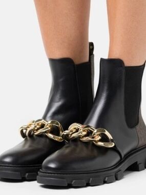 MICHAEL Michael Kors Black Leather Chelsea Boots with Gold Chain